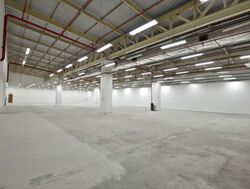 Pioneer Road (D22), Warehouse #601813081